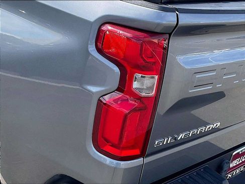 Used 2019 Chevrolet Silverado 1500 LTZ w/ LTZ Plus Package AWD/4WD image 31