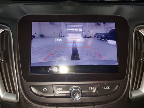 Used 2023 Chevrolet Malibu LT image 23