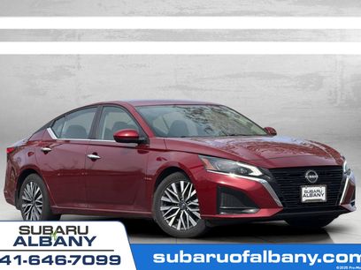 Used 2023 Nissan Altima 2.5 SV