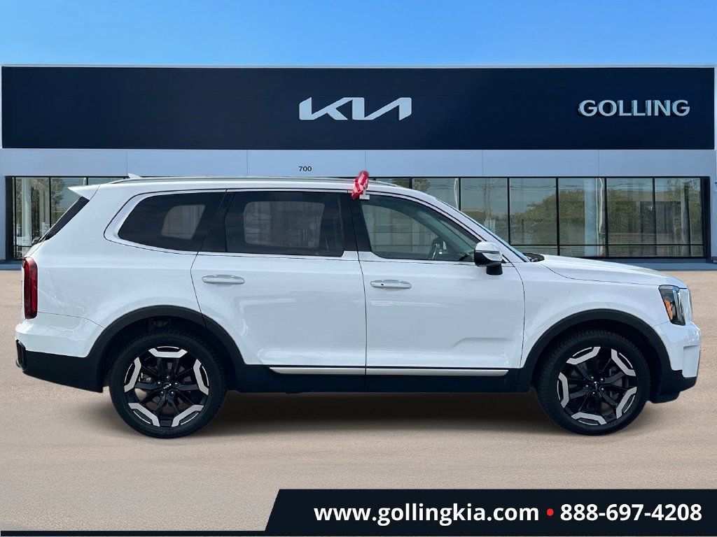 Certified 2023 Kia Telluride S AWD/4WD image 2