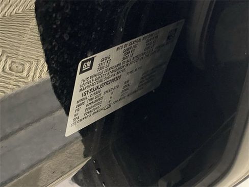 Used 2015 Cadillac Escalade ESV Premium image 20