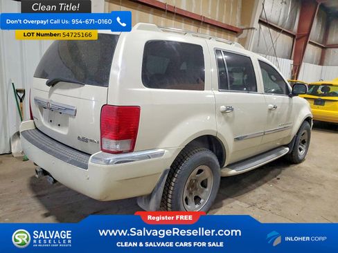 Used 2009 Chrysler Aspen Limited AWD/4WD image 4