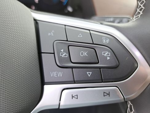 New 2026 Volkswagen Atlas SE image 19