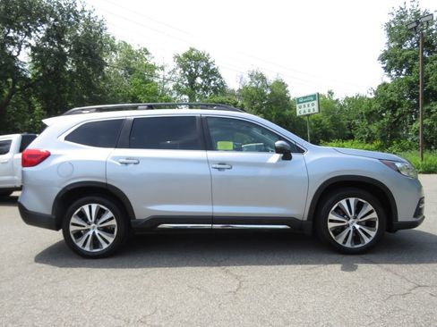 Used 2020 Subaru Ascent Limited w/ Technology Package AWD/4WD image 4