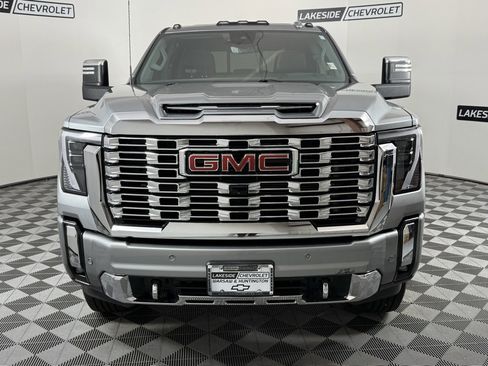 Used 2024 GMC Sierra 2500 Denali w/ Denali Reserve Package image 9