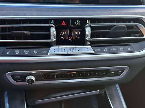 Used 2022 BMW X5 xDrive45e w/ Climate Comfort Package image 44