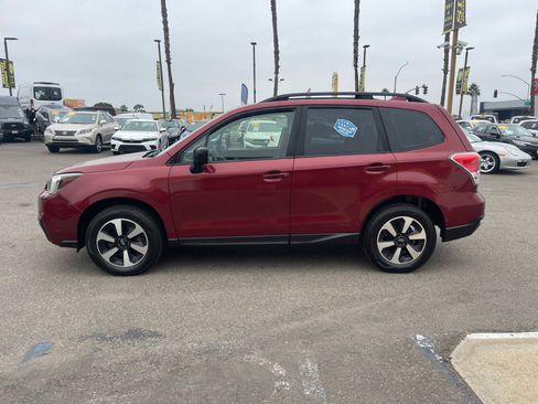 Used 2018 Subaru Forester 2.5i w/ Alloy Wheel Package image 6