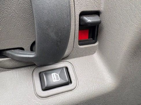Used 2024 Chevrolet Express 2500 w/ Driver Convenience Package RWD image 10