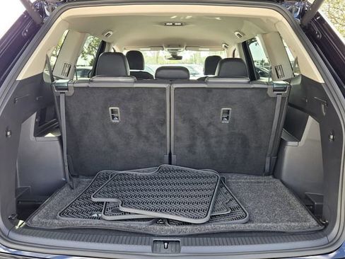 Used 2024 Volkswagen Atlas SE image 14
