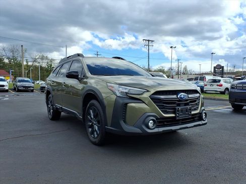 Used 2023 Subaru Outback Onyx Edition AWD/4WD image 3