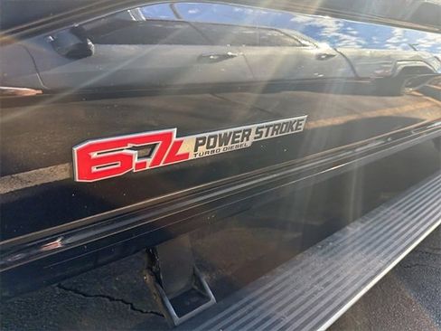 Used 2023 Ford F350 Platinum image 20