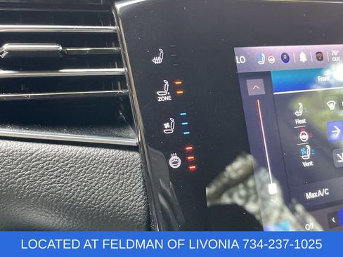 Used 2023 Jeep Wagoneer Series III w/ Preferred Equipment Group image 36