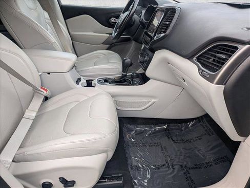 Used 2021 Jeep Cherokee Limited w/ Elite Package image 22