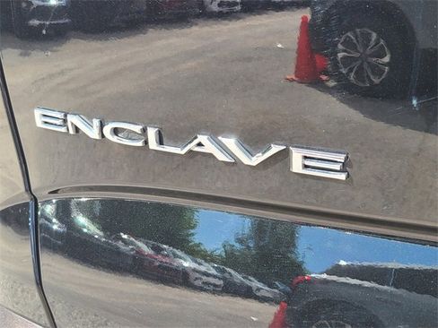 Used 2024 Buick Enclave Essence w/ Technology Package image 9