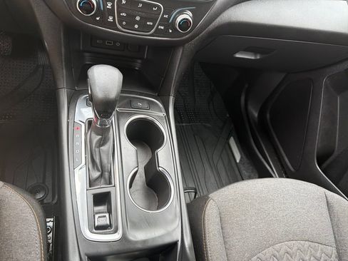 Used 2024 Chevrolet Equinox LT image 20