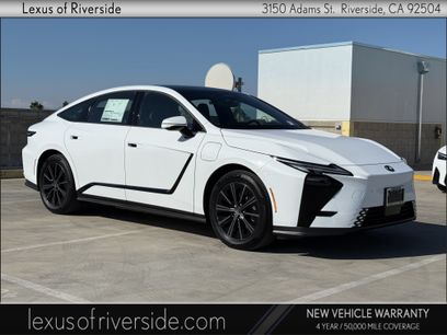 New 2026 Lexus ES 350e w/ Convenience Package