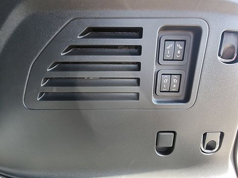 New 2026 Buick Enclave Sport Touring w/ Power Package image 36