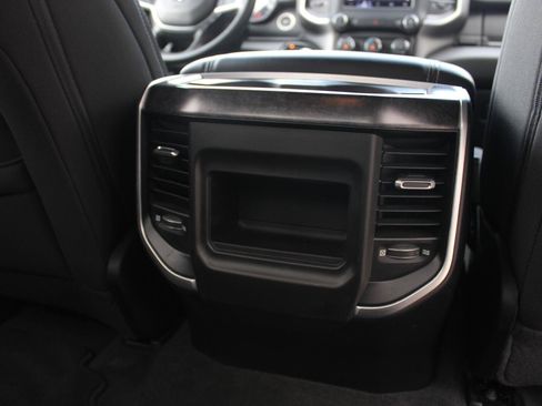 Used 2022 RAM 1500 Big Horn AWD/4WD image 27