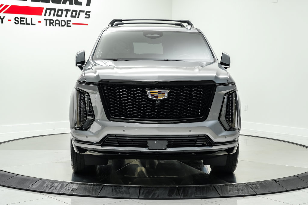 Used 2025 Cadillac Escalade Sport Platinum AWD/4WD image 2