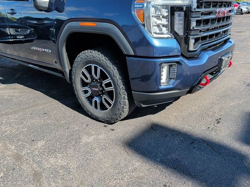 Used 2022 GMC Sierra 2500 AT4 w/ AT4 Preferred Package AWD/4WD image 5