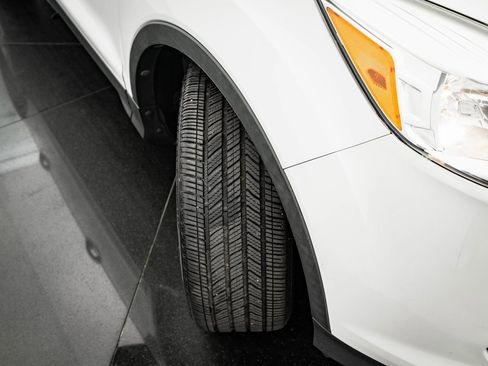 Used 2013 Ford Escape SEL image 44