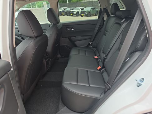 New 2026 Nissan Rogue Dark Armor AWD/4WD image 27