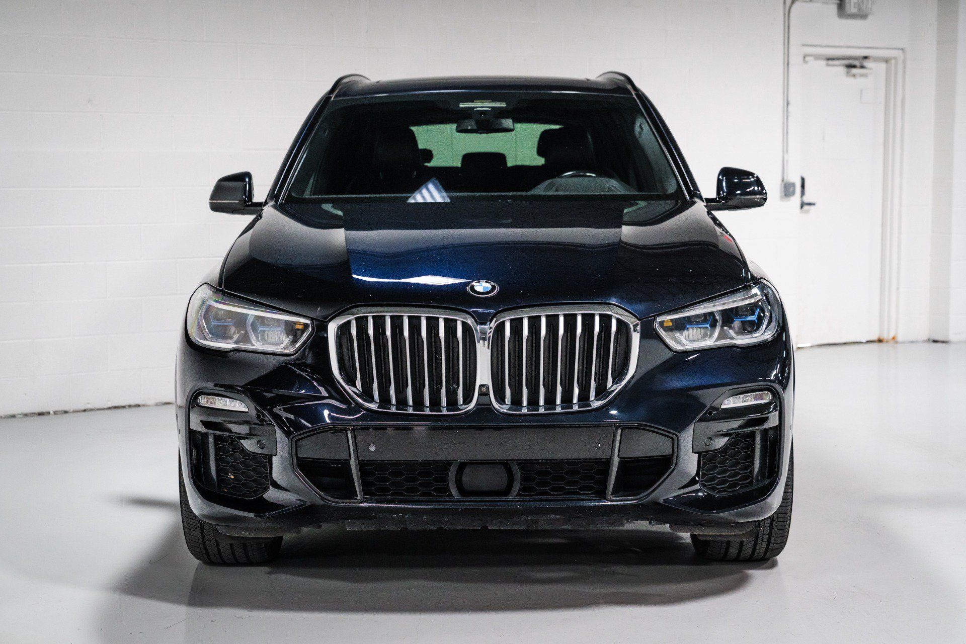 Used 2019 BMW X5 xDrive40i w/ M Sport Package AWD/4WD image 7