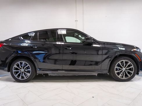 Used 2024 BMW X6 M60i AWD/4WD image 39