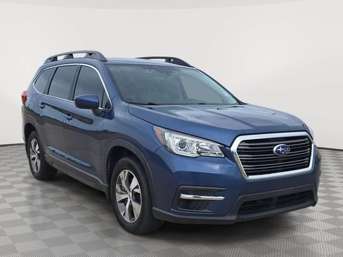 Used 2020 Subaru Ascent Premium w/ Convenience Package AWD/4WD image 1