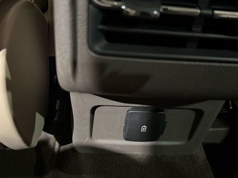 Used 2022 Lincoln Corsair Grand Touring image 83