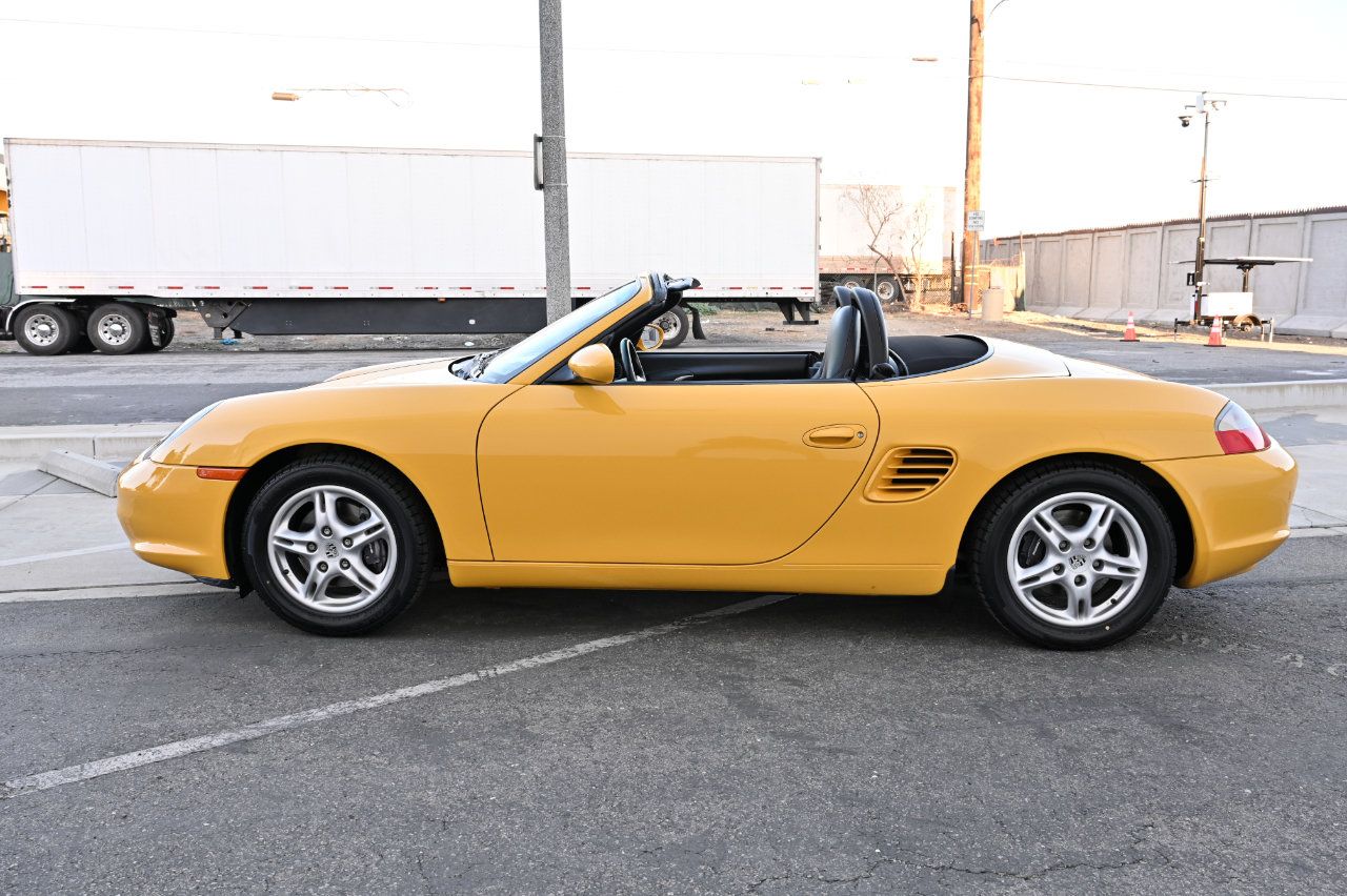 Used 2003 Porsche Boxster RWD image 4