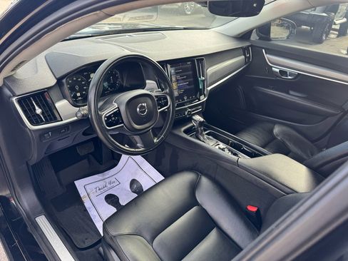 Used 2017 Volvo S90 T6 Momentum w/ Vision Package image 17
