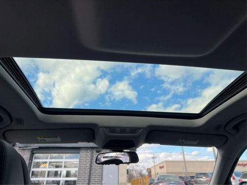 Used 2011 BMW 750Li xDrive image 21