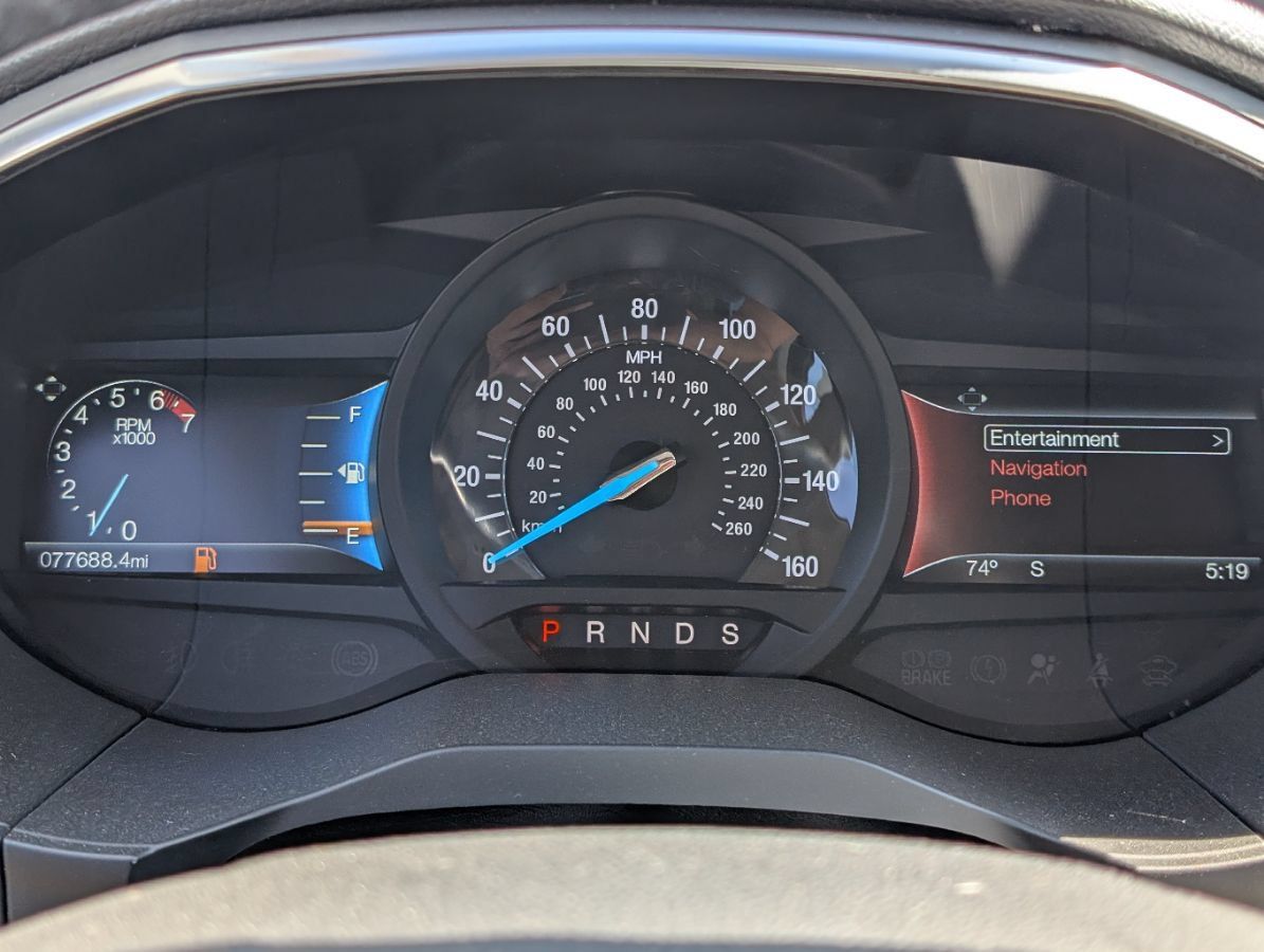 Used 2017 Ford Edge Titanium w/ Equipment Group 301A AWD/4WD image 32