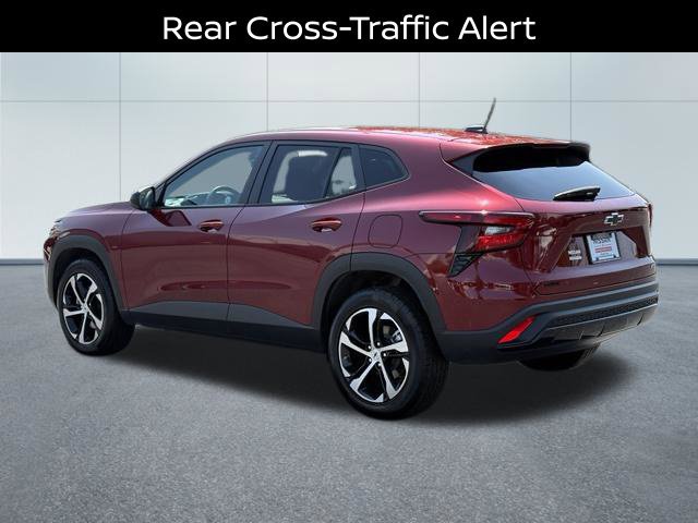 Used 2024 Chevrolet Trax RS w/ Driver Confidence Package FWD image 8