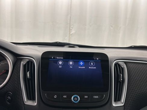 Used 2024 Chevrolet Malibu LT image 14