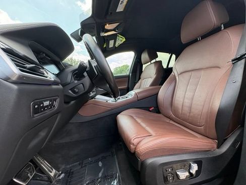 Used 2020 BMW X6 M50i AWD/4WD image 16