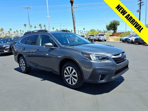 Used 2021 Subaru Outback Premium AWD/4WD image 1