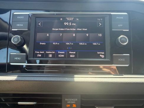 Used 2024 Volkswagen Jetta SE FWD image 24