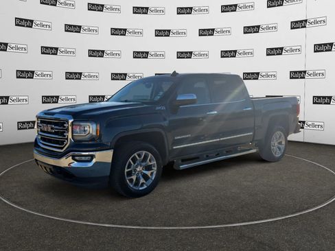 Used 2018 GMC Sierra 1500 SLT w/ SLT Premium Package image 2