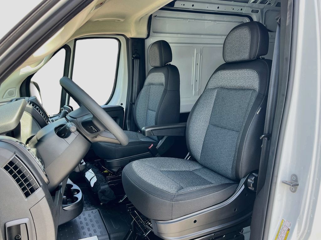 New 2026 RAM ProMaster 2500 w/ Convenience Group FWD image 18