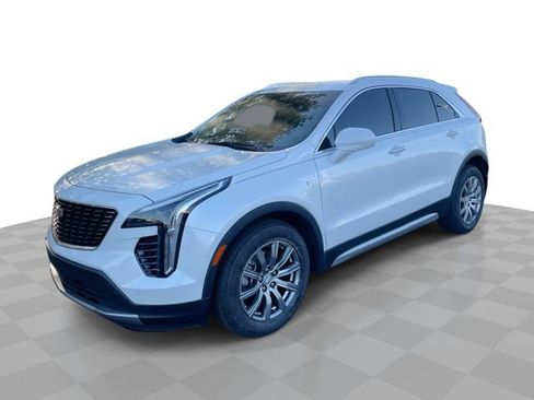 Used 2019 Cadillac XT4 Premium Luxury w/ Cold Weather Package FWD image 1