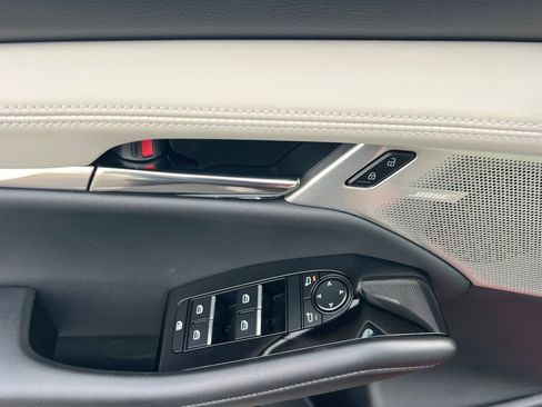 Certified 2025 MAZDA MAZDA3 2.5 Turbo Sedan w/Premium Plus image 9