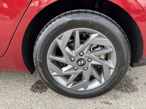 Used 2024 Hyundai Elantra SEL image 54