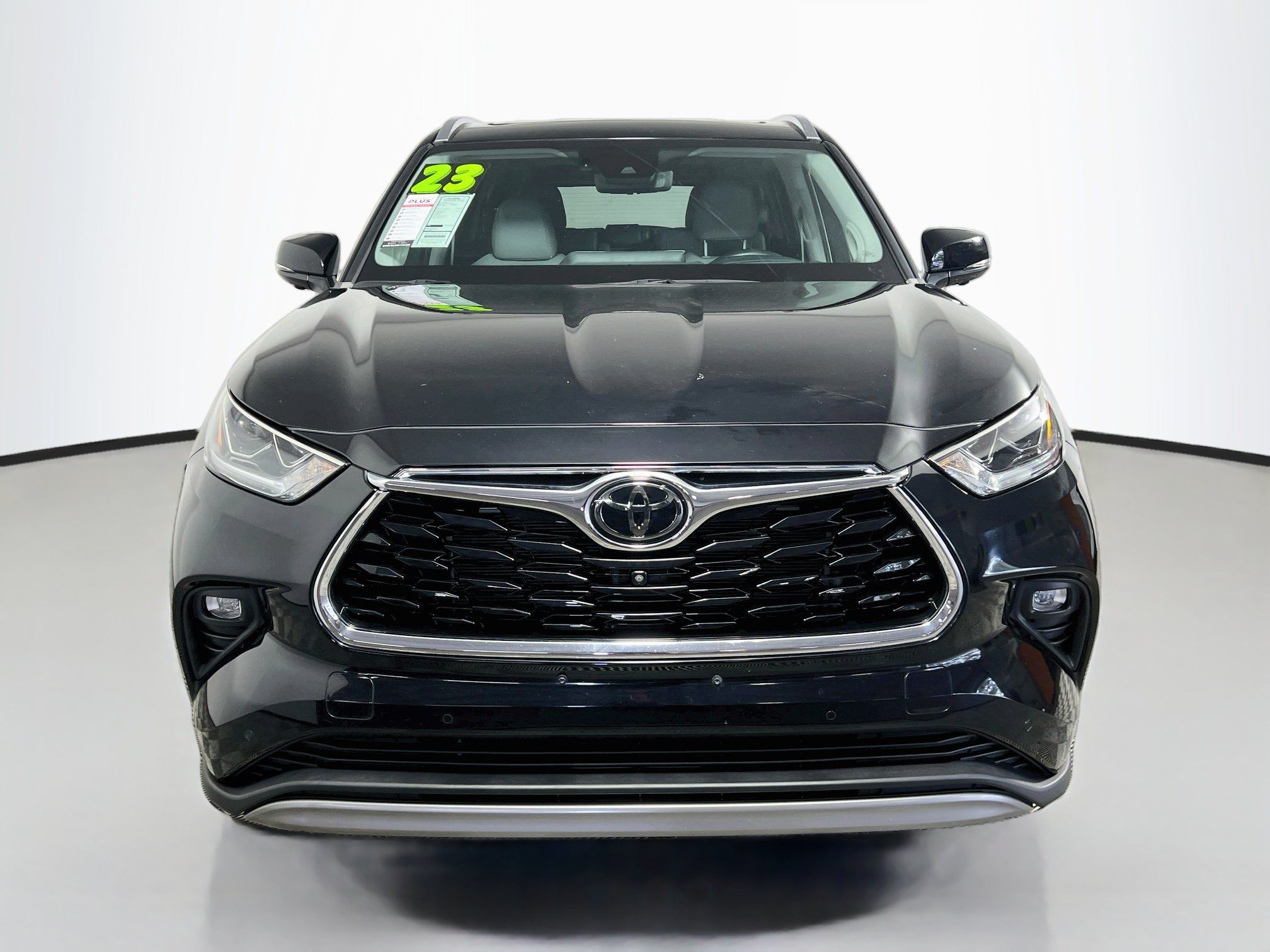 Used 2023 Toyota Highlander Platinum AWD/4WD image 11