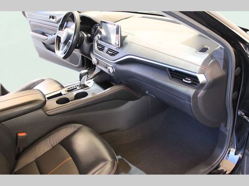 Used 2021 Nissan Altima 2.5 SR image 19