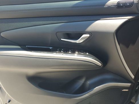 Certified 2025 Hyundai Tucson Limited FWD image 22