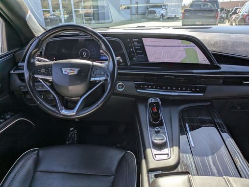 Used 2022 Cadillac Escalade ESV Sport w/ Touring Package AWD/4WD image 28