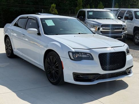Used 2014 Chrysler 300 AWD w/ Driver Convenience Group image 1