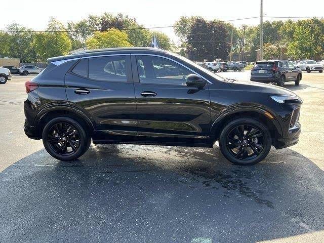Certified 2024 Buick Encore GX Sport Touring w/ Advanced Technology Package FWD image 6